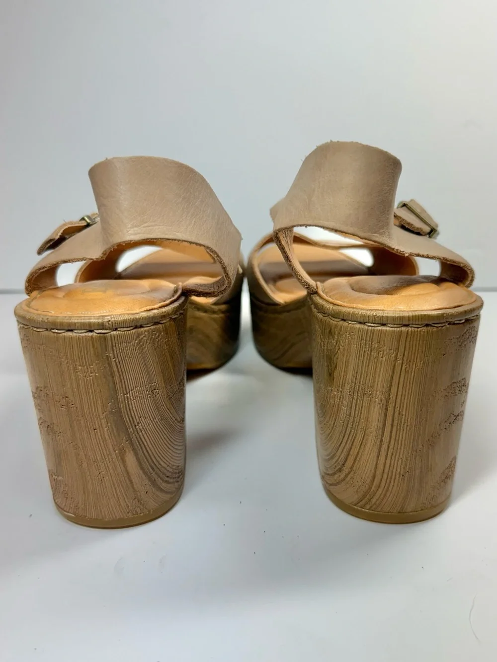 Born Beige Leather Platform Sandals with Wood-Look Wedge Women’s Size 7M